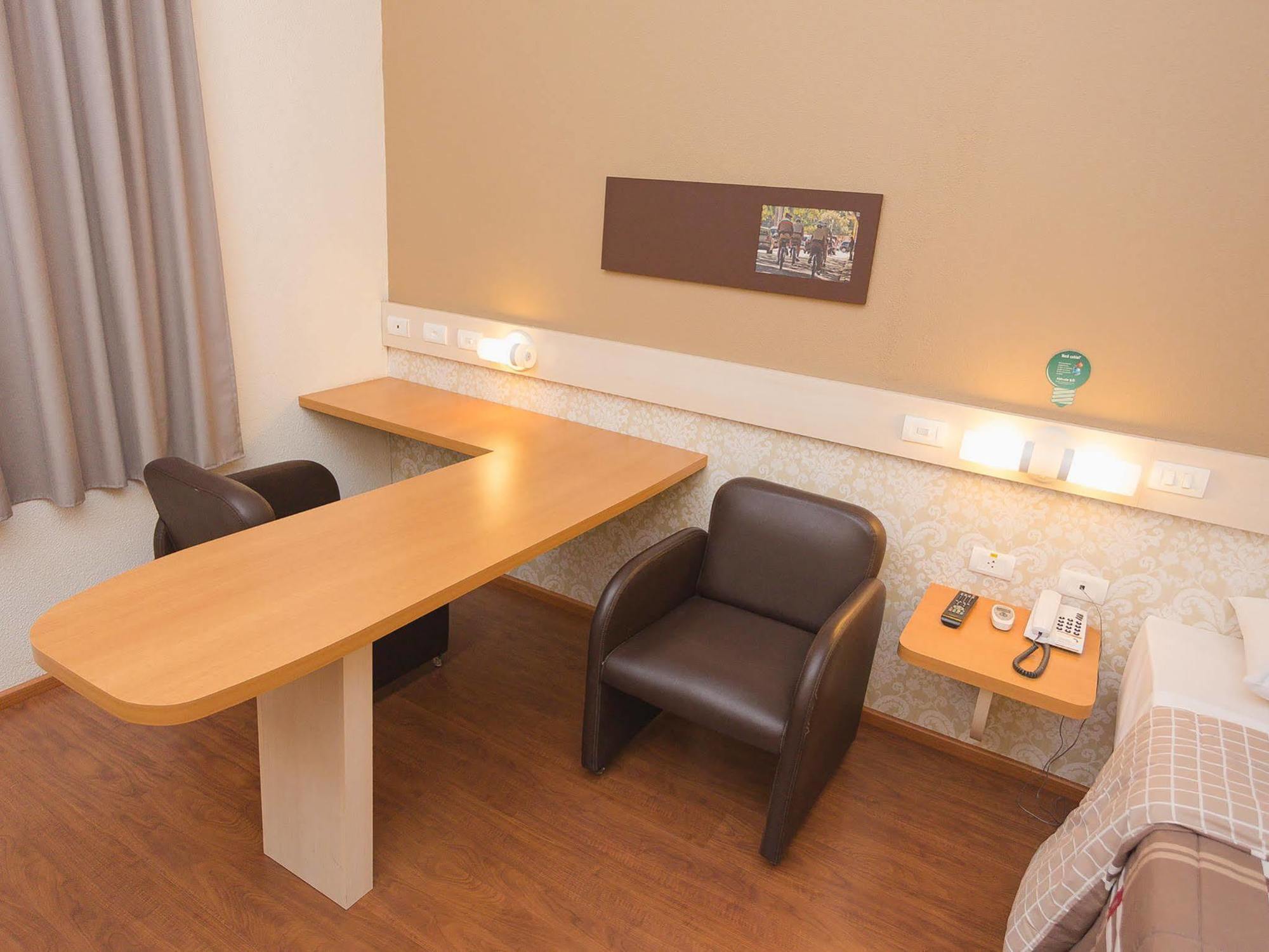 Hotel 10 Дорадус Екстериор снимка